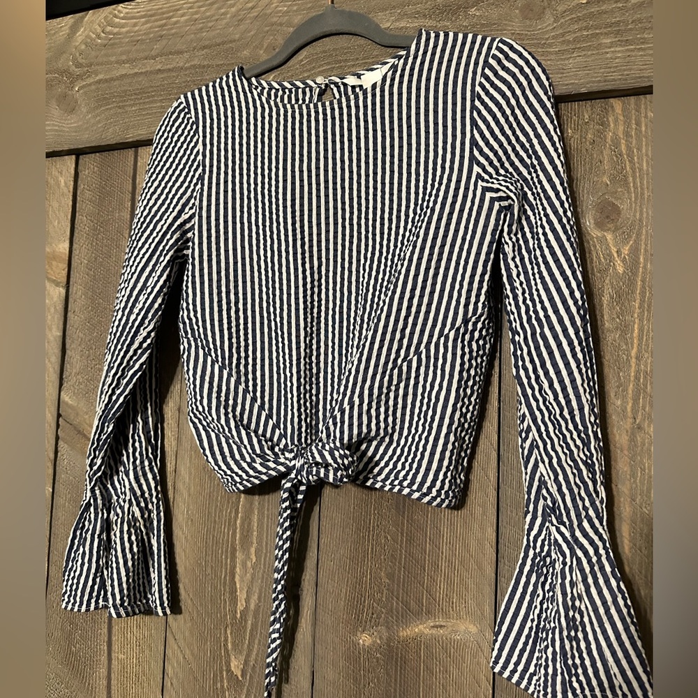 H&M Seersucker Blue White Stripe Top Small